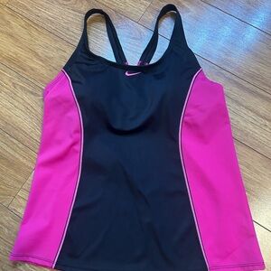 Women’s Nike Black and Pink Fitted Racerback Tank Top Size Large